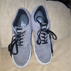 Vans Shoes Men’s Size 10 Gray Atwood’s Low Top Men’s Sneakers  10